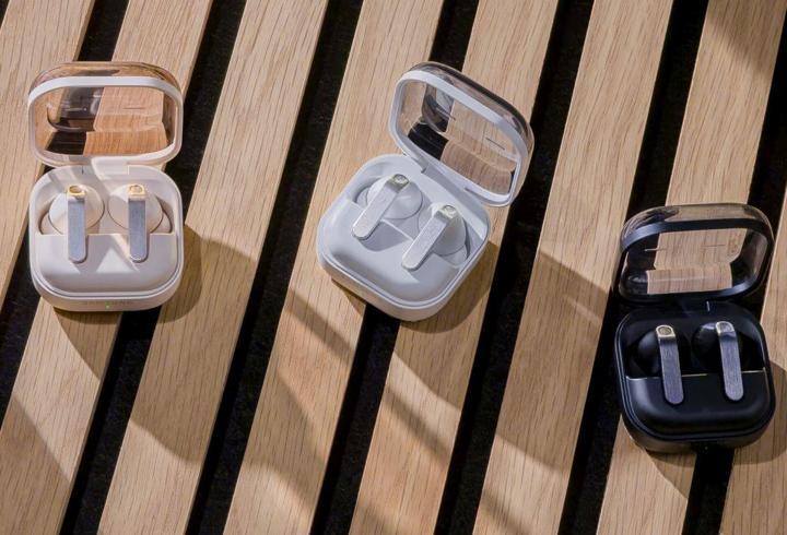 Premium kulaklıklarını yeniden tanımladı