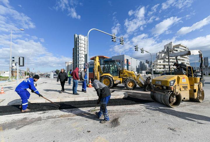 İzmir'de üç kavşakta düzenleme çalışması başlatıldı