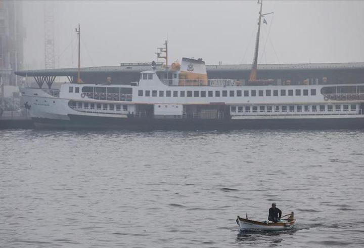İstanbul'da vapur seferlerine sis engeli