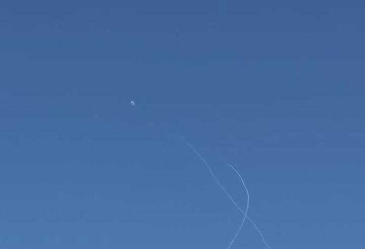 CNN TÜRK İsrail'deki paniği görüntüledi: İran füzeleri sırasında Tel Aviv'de sirenler çaldı