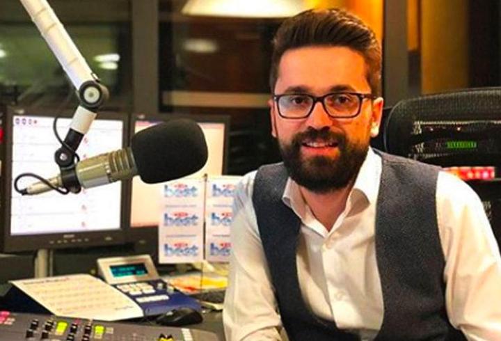 Van'ın Edremit ilçesinde bir veli, çocuğuna kartopu attığı iddia edilen 8 yaşındaki öğrenciyi okul koridorunda darp etti. Küçük çocukların gözü önünde yaşanan şiddet anları saniye saniye güvenlik kamerasına yansıdı.
5