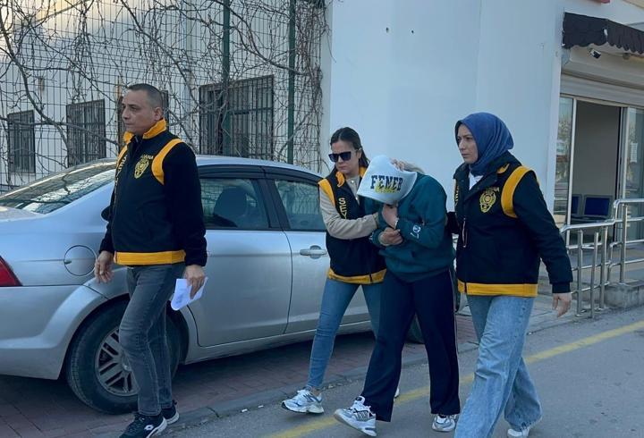 Eşini bıçakla yaralayan kadın, tutuklandı