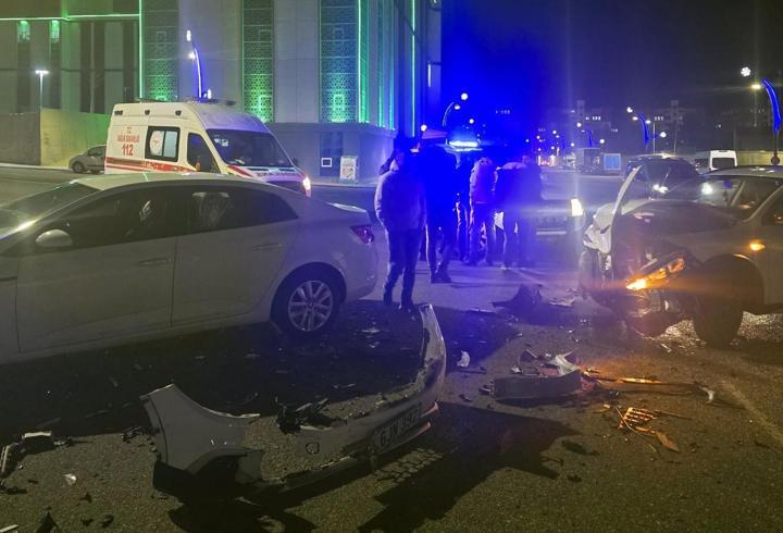 Bingöl’de otomobiller çarpıştı: 4 yaralı