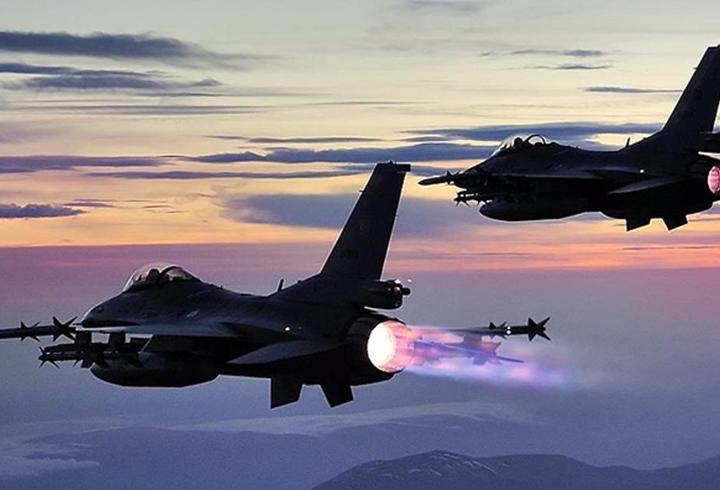 Adalet Bakanı Akın Gürlek, "Özellikle çocukların adam öldürme ya da diğer suçlarda yetişkinler gibi ağırlaşmış müebbet hapis cezası gerekiyorsa onların almasını sağlayacağız." dedi.5