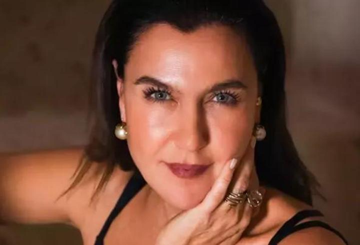 Şevval Sam’ın Zamana Meydan Okuyan Güzelliğinin Sırrı Ortaya Çıktı: "Yaş Sınırım Yok"