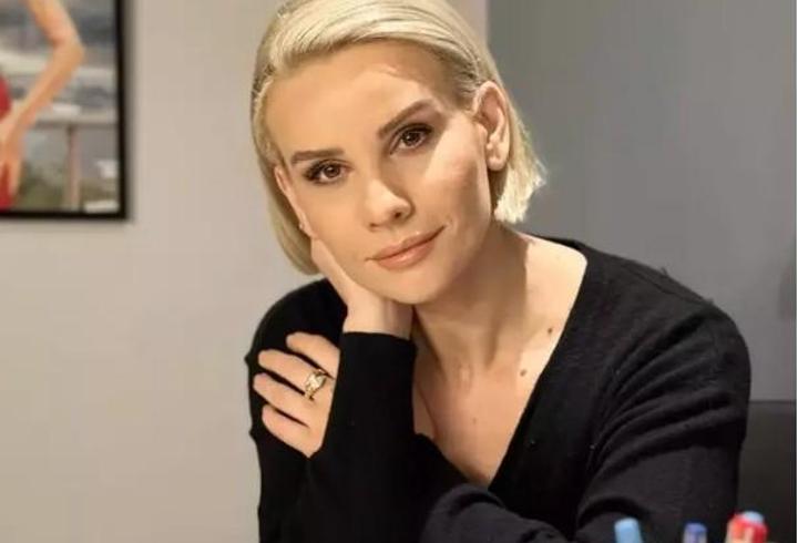 Canlı Yayın Öncesi Talihsiz Kaza: Yüzü Yandı!