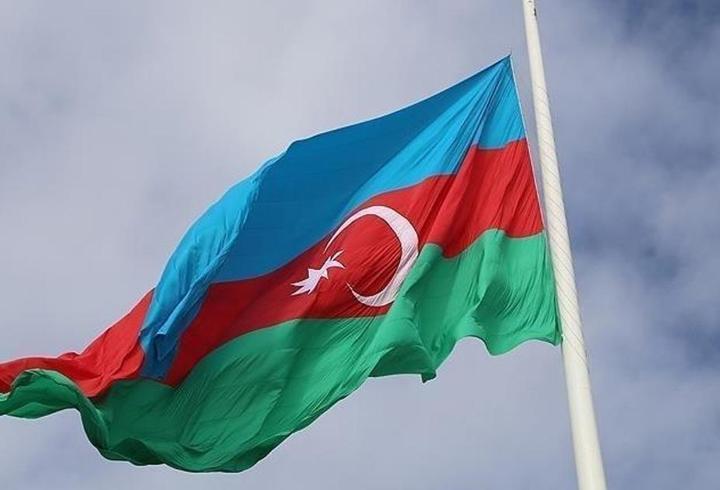 İran savaşında ölen 6 ABD askerinin cenazeleri Amerika'ya ulaştı. ABD Başkanı Donald Trump da katıldığı cenaze töreninde yaşananları CNN TÜRK ABD Temsilcisi Yunus Paksoy aktardı. Ölen ABD askerlerinin, Trump'ın siyasi geleceğine ve savaşın seyrine etkilerini de anlattı.5