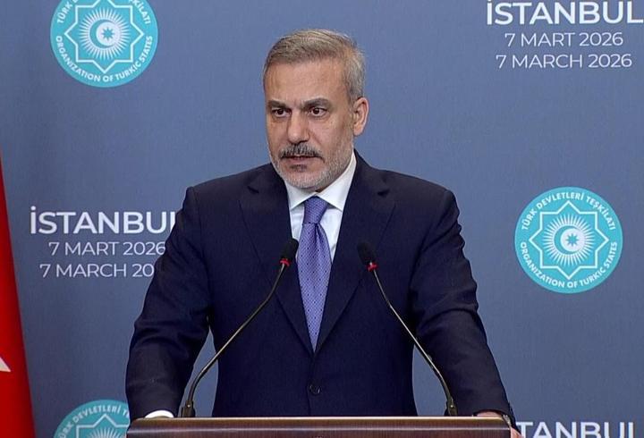 Van Yüzüncü Yıl Üniversitesi Başkale Meslek Yüksekokulu Bilgisayar Programcılığı Bölümü Öğretim Görevlisi ve avukat Dr. Muhammed Burak Görentaş, "burs verilecek" adı altında yapılan IBAN dolandırıcılığına karşı öğrencileri uyardı.5