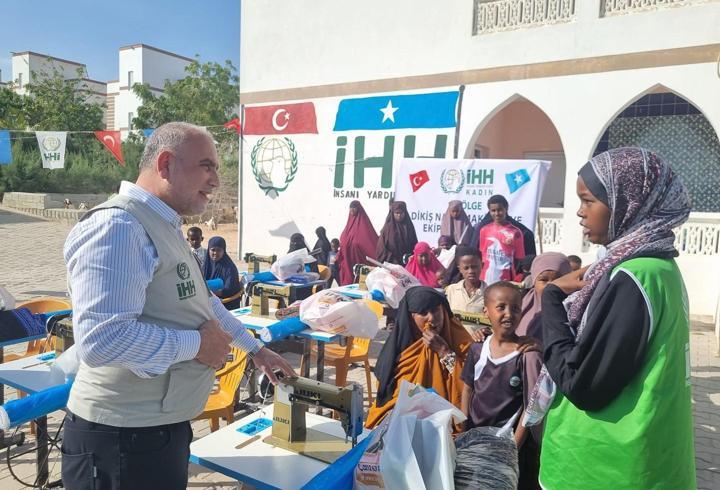 Başkan Sandıkçı'dan Somali'de gönül köprüsü