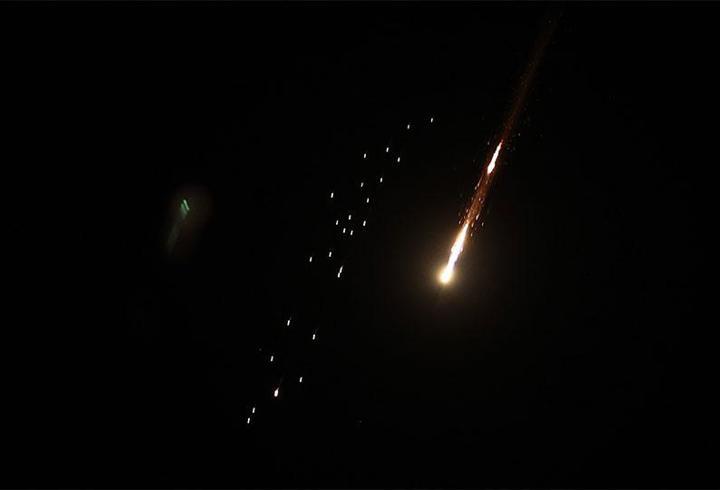 Mücteba sonrası İsrail'e ilk saldırı: İran yine çok başlıklı füze attı