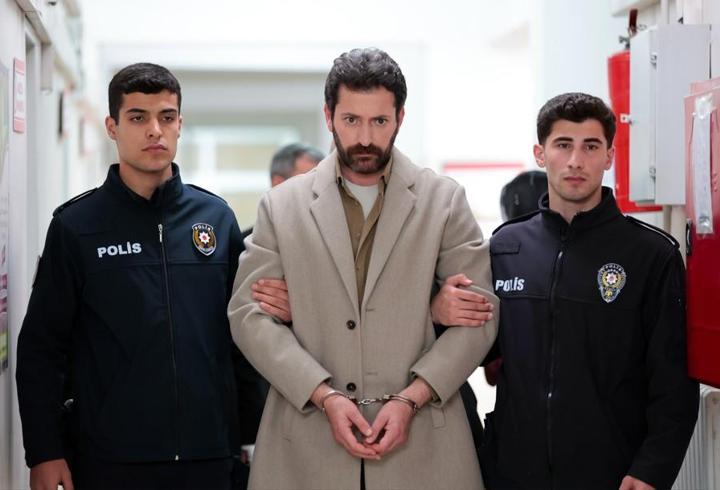 Kübra Ünlü yazdı! UZAK ŞEHİR’DE YENİ BİR HİKAYE BAŞLIYOR