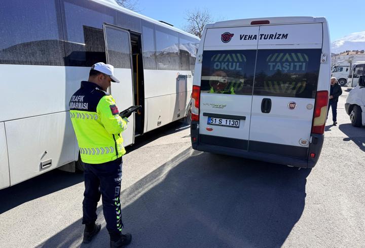 Niğde’de okul servisleri denetlendi