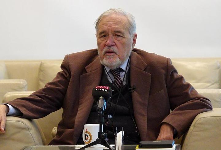 İlber Ortaylı yoğun bakıma alındı