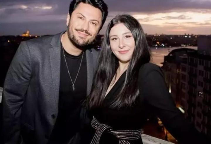 Yasemin Sakallıoğlu’ndan evlilik yıl dönümünde romantik paylaşım