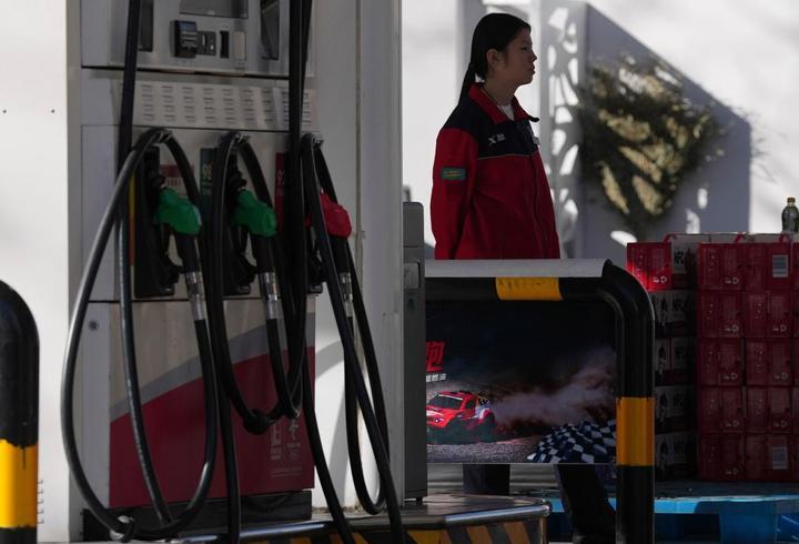 ABD Deniz Kuvvetleri Merkez Komutanlığına bağlı 5. Filo, USS Gerald R. Ford (CVN 78) uçak gemisinde çıkan yangının "muharebe kaynaklı olmadığını" duyurdu.

1