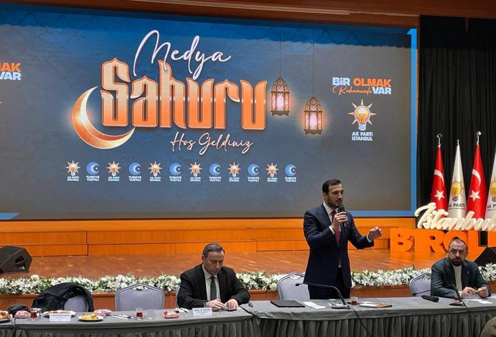 İstanbul - AK Parti İstanbul İl Başkanlığı’nda basın mensuplarıyla sahur programı düzenlendi