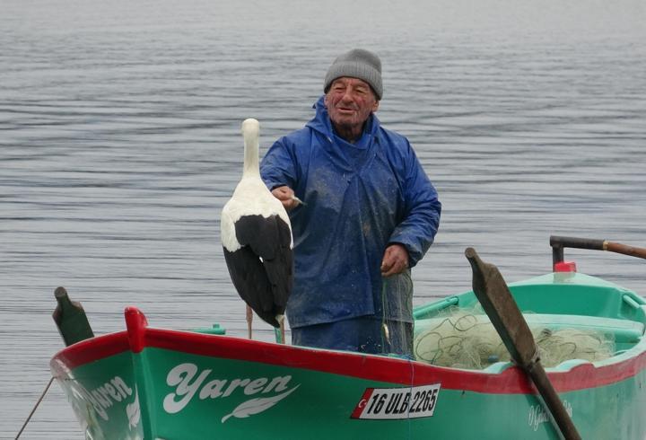 Adem Amca, 15 yıllık dostu Yaren leylekle özlem gideriyor