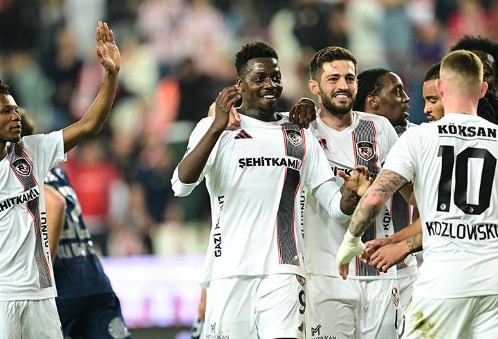 Gaziantep FK, Antalyaspor’u rahat geçti