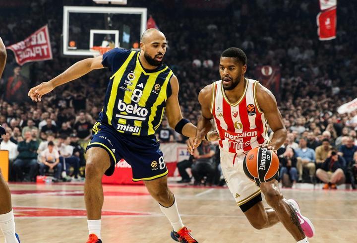 Sporseverler 14 Mart Cumartesi günün maçlarını araştırıyor. Bugün oynanacak olan maçlar için heyecan oldukça yüksek. 14 Mart Cumartesi günü Süper Lig maçları, 1. Lig maçları, Avrupa maçları, NBA, Basketbol EuroLeague  Lig maçları, La Liga, Bundesliga, Serie A ve İngiltere Premier Lig maçları oynanacak. Hem uluslararası arenada hem de yerel liglerde dikkat çeken karşılaşmalar, spor tutkunlarını televizyon başına çekecek. Süper Lig, TFF 1. Lig, Premier Lig, Bundesliga, La Liga, Serie A, Ligue 1, C