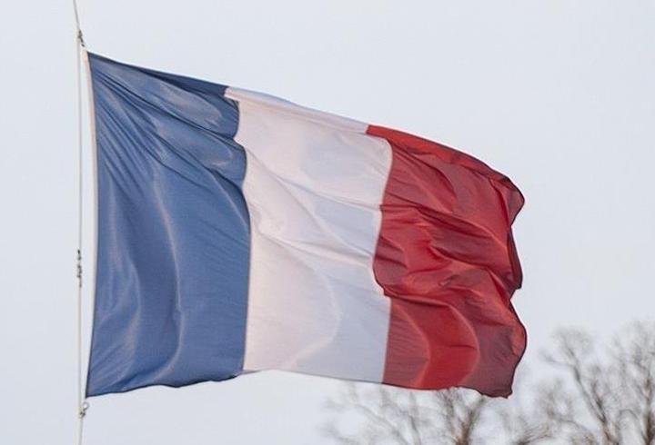 Fransa’da yerel seçim heyecanı: 49 milyon seçmen sandık başına gidiyor