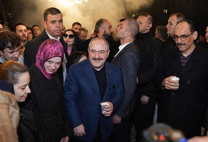 Dışişleri Bakanı Hakan Fidan, Bangladeş Dışişleri Bakanı Khalilur Rahman ile Ankara’da bir araya geldi.3