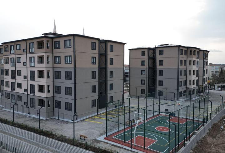 Adıyaman lojmanları, İş Bankası çalışanlarına teslim edildi