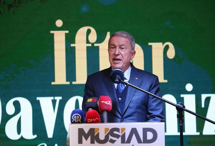 Hulusi Akar: Devlet son derece dikkatli hareket ediyor, stratejik sabır gösteriyor