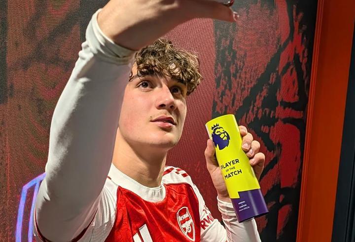 Premier Lig'de yeni rekor! 16 yaşındaki Max Dowman golle tanıştı...