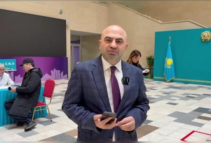 İran Mehra Ajansı, Devrim Muhafızları Ordusu'nun yeraltı İHA tünelinin görüntülerini paylaştı. Paylaşımda, ‘Ayetullah Seyit Mücteba Hameney'in görüntüsünün altında İran Devrim Muhafızları'nın insansız hava aracı gücünün bir bölümü’ ifadeleri yer aldı.3