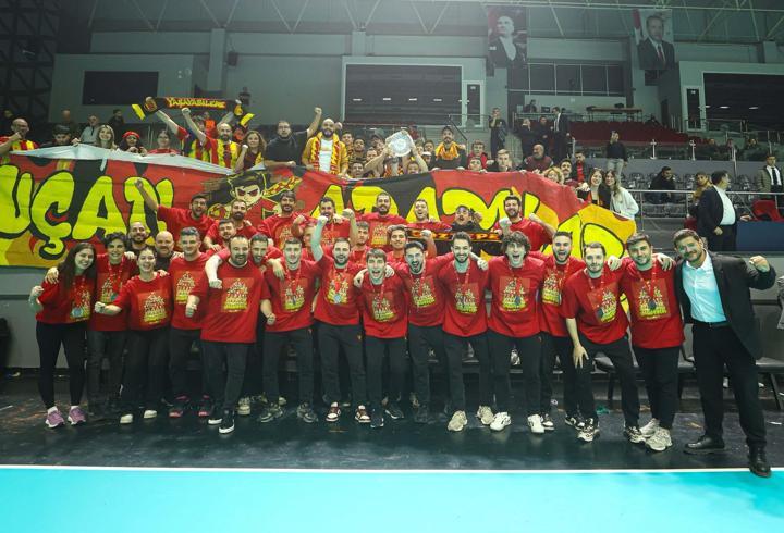 Göztepe Erkek Hentbol Takımı, Süper Lig'e yükseldi