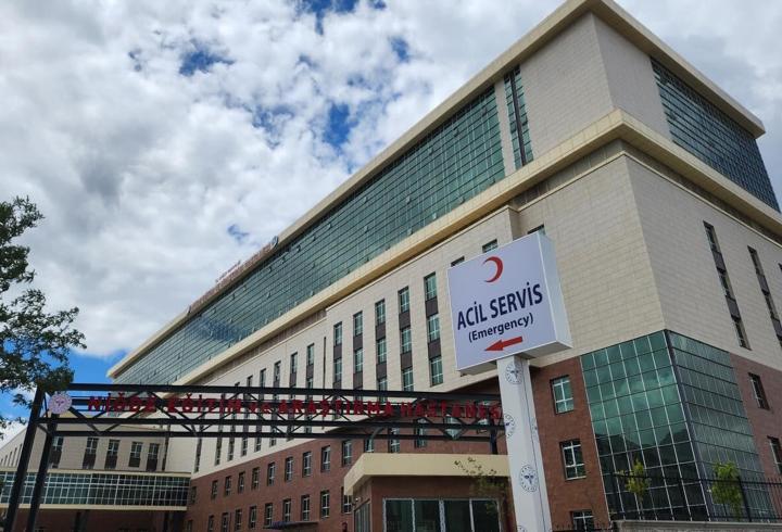 Otomobil şarampole yuvarlandı: 2 ölü, 2 ağır yaralı