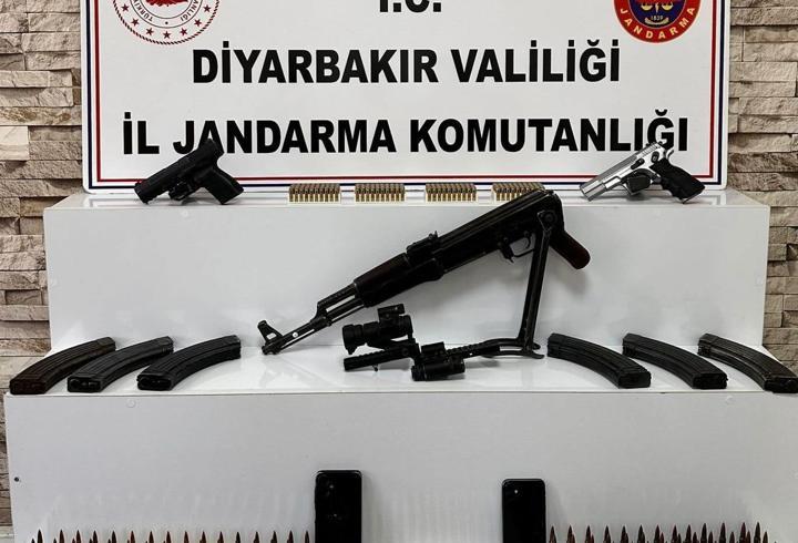 Diyarbakır’da silah kaçakçılığı operasyonu