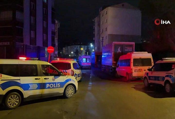 15 yaşındaki çocuk babası ve ağabeyini silahla öldürdü