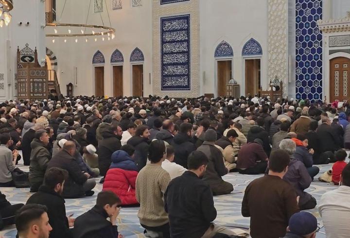 İstanbul - İstanbul'da Kadir Gecesi idrak edildi