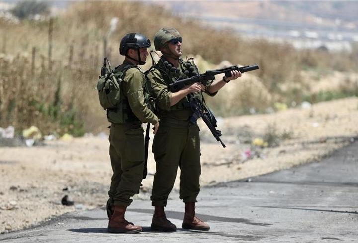 İsrail askerlerinden Lübnan'ın güneyindeki evlere baskın: Bir kişiyi alıkoydular