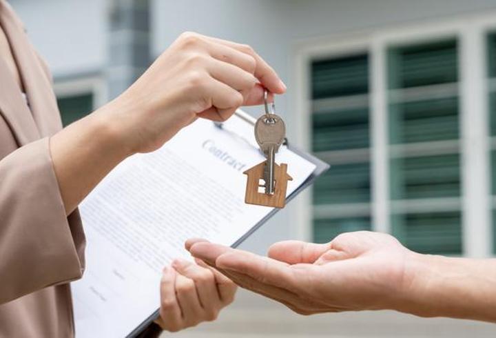 Konut fiyatları artıyor ama reel düşüş var! KFE ve kira verileri açıklandı