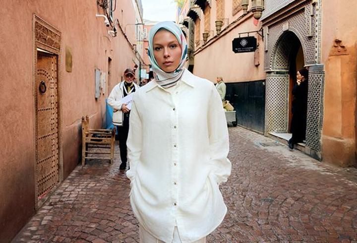 İmannoor Yeni Sezon Çekimini Fas’ta Gerçekleştirdi: Doğadan İlham Alan 2026 İlkbahar–Yaz Koleksiyonu