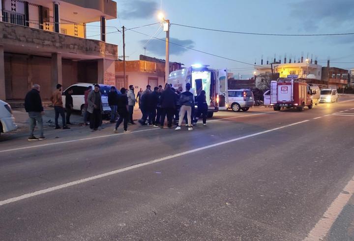 Mardin’de hafif ticari araç motosiklet çarpıştı: 1 yaralı
