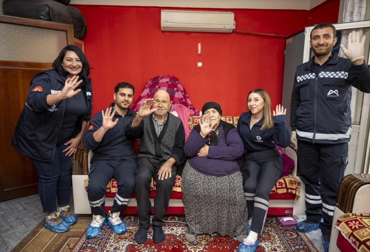 Mersin Büyükşehir'den yaşlılara bayram hazırlığı