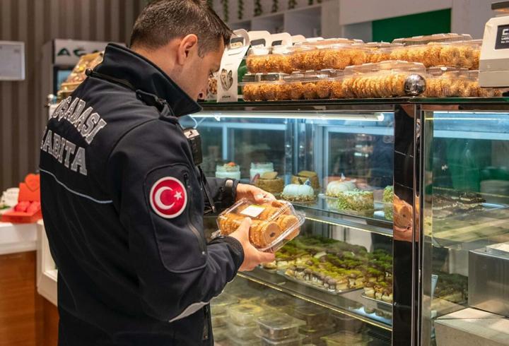 Kuşadası Belediyesi'nden bayram denetimi