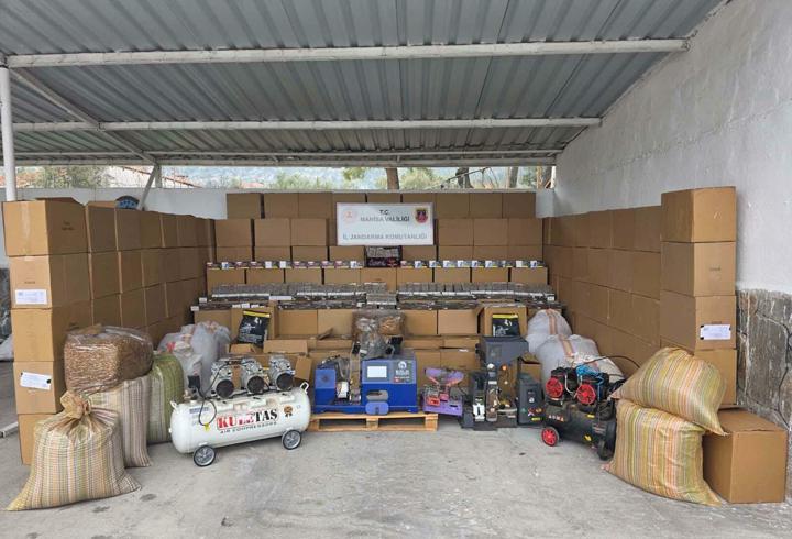 Manisa'da kaçak tütün operasyonu; 1 tutuklama