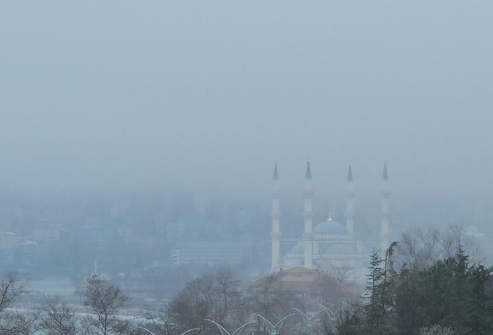 Zonguldak’ta 3 gündür sis etkili oluyor