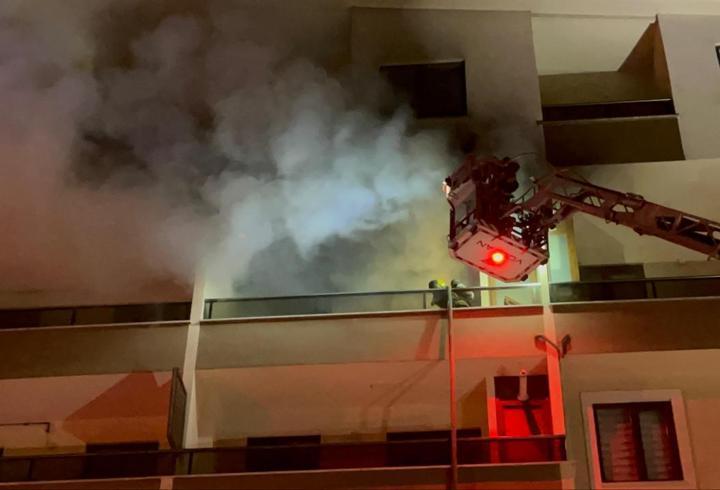 Adalet Bakanı Akın Gürlek, bilirkişi sistemindeki rapor teslim kontrolü ve aylık bakılacak iş sayısı uygulamaları sayesinde 110 gün olan ortalama rapor süresini 29 güne düşürdüklerini bildirdi. 1