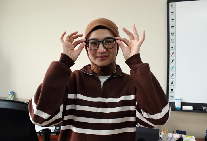 Görme engelli Şükran'ın hayatı üniversitede değişti: Öğretmen olup özel öğrencileri destekleyeceğim