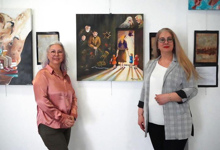 Konukevinden gelen mektuplar tuvale yansıdı