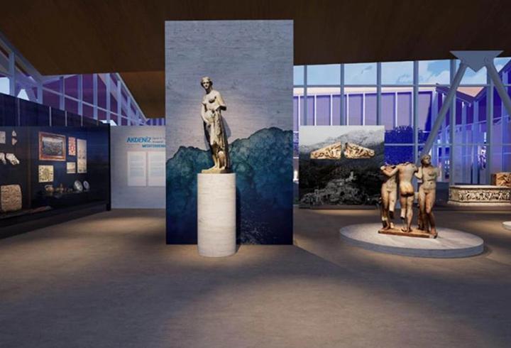 Haydarpaşa ve Sirkeci Garı'nda ünlü küratör devrede