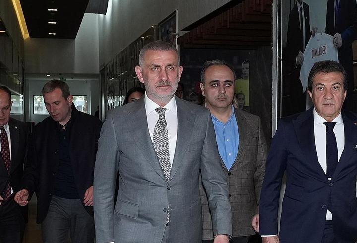 TFF Başkanı İbrahim Hacıosmanoğlu: Allah'ın izniyle Dünya Kupası'na gideceğiz