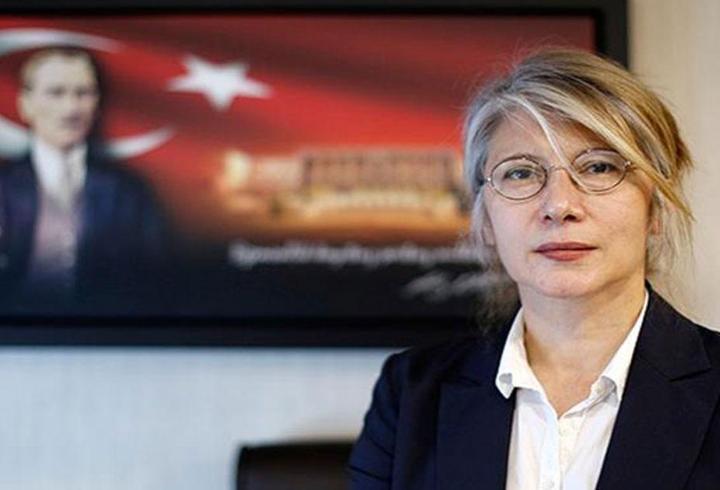EMİNE ÜLKER TARHAN KİMDİR? CHP Milletvekili Emine Ülker Tarhan Kaç Yaşında, Nereli? 12 Yıl Sonra Siyasete Döndü!