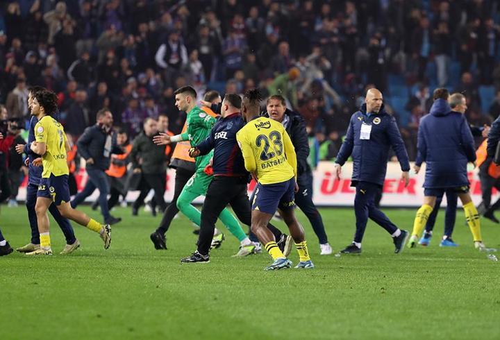 Selçuk İnan, Kocaelispor ile başarmak istediklerine dikkat çekti ve takımının son durumu hakkında bilgi verdi. 3