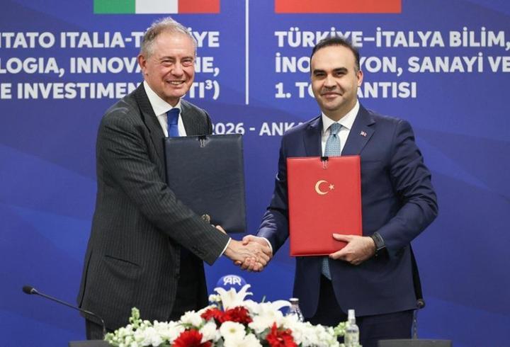Bakan Kacır duyurdu! Türkiye'nin yeni markası "STİ³"ün ilk toplantısı İtalya ile yapıldı